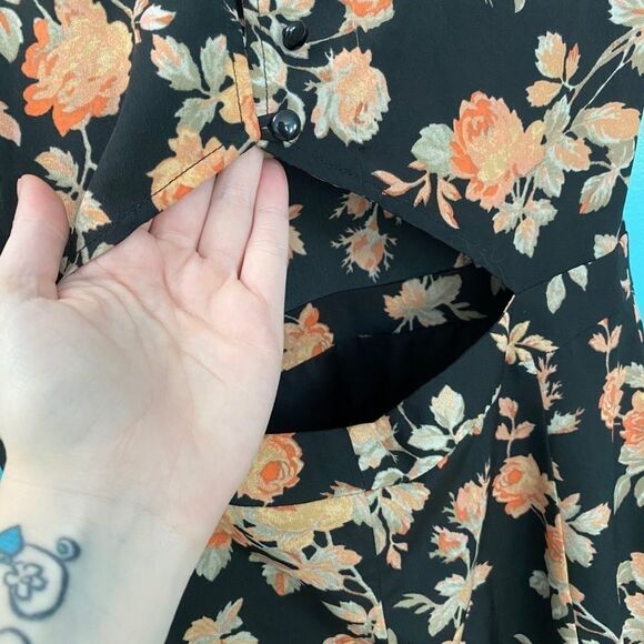 𝅺pinup Style Floral Dress - Picture 6 of 9